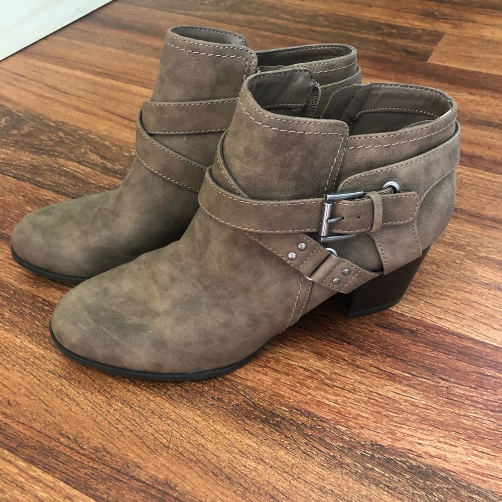 Indigo Rd buckle heeled boots
